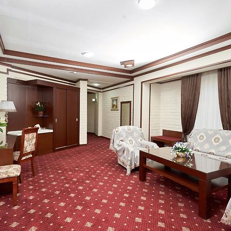 Rakat Plaza Hotel Tasjkent Eksteriør billede